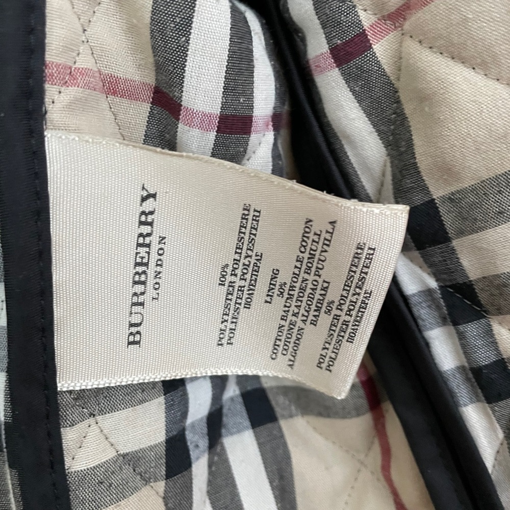 Burberry Quilted Jacket Small - image 4